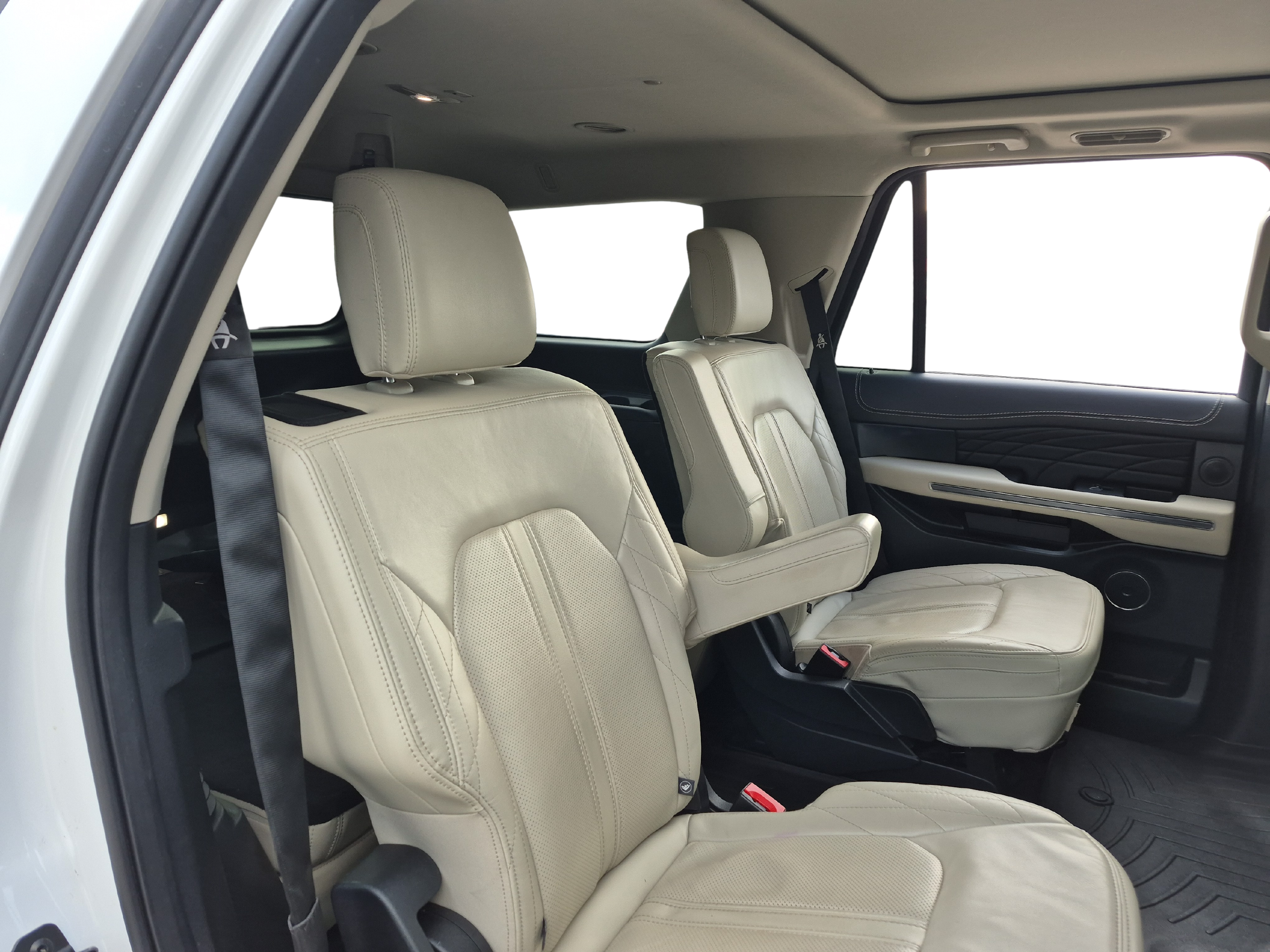 2021 Ford Expedition Platinum - Photo 30