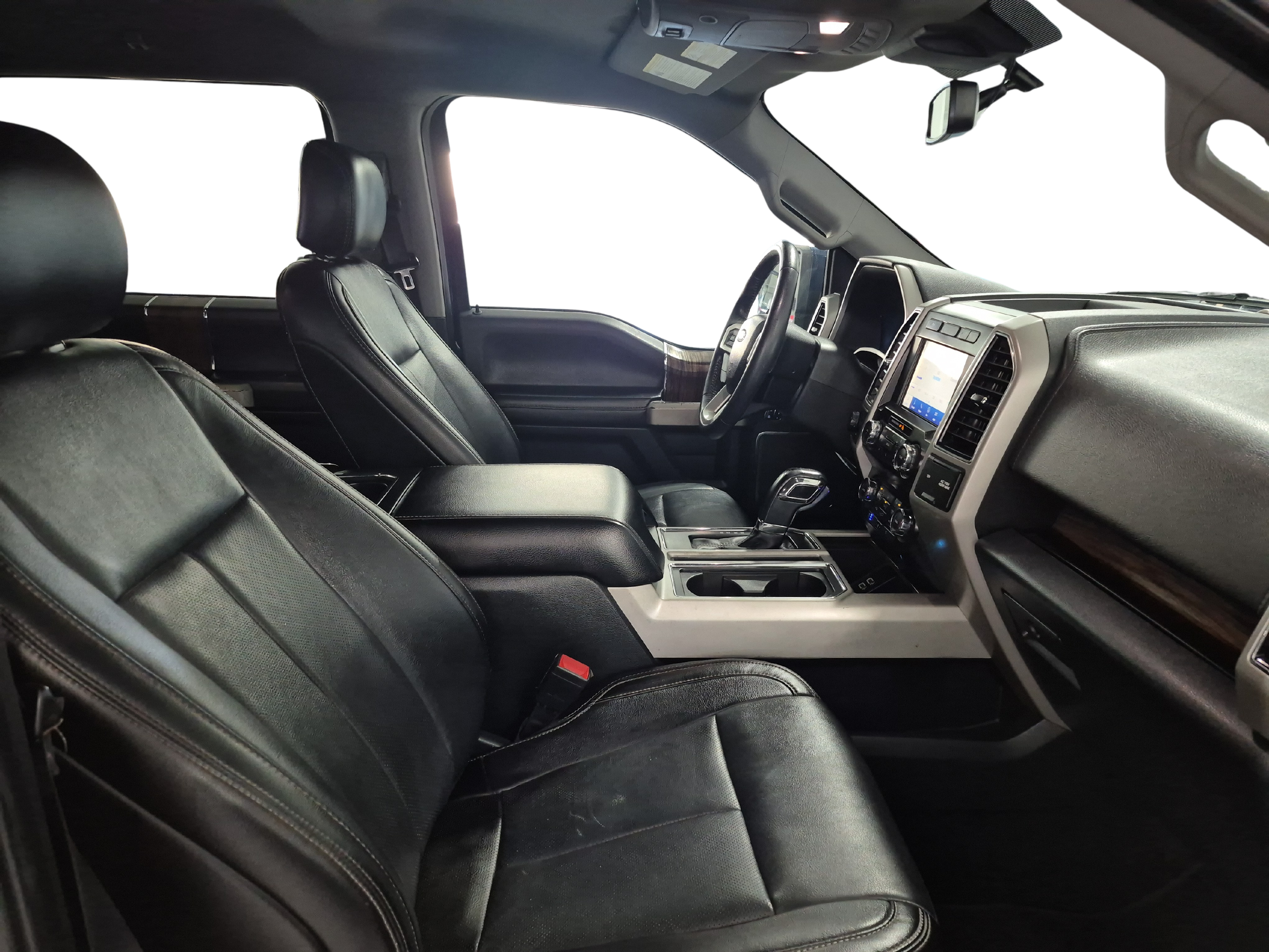 2020 Ford F-150 Lariat - Photo 31