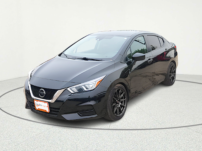 2021 Nissan Versa Sedan S's photo