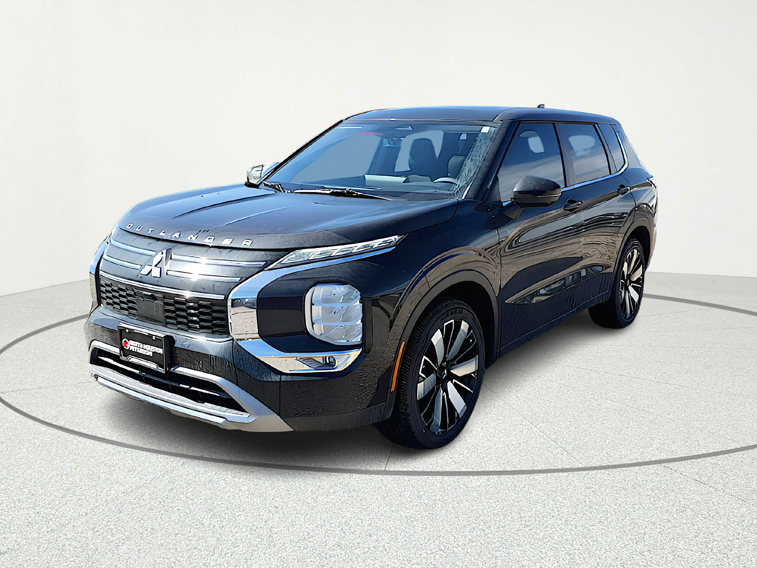 2026 Mitsubishi Outlander SE FWD's photo