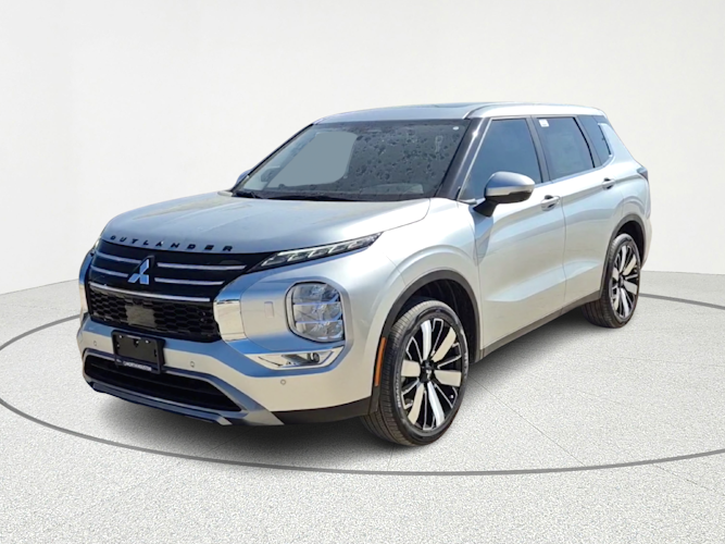 2025 Mitsubishi Outlander SE's photo