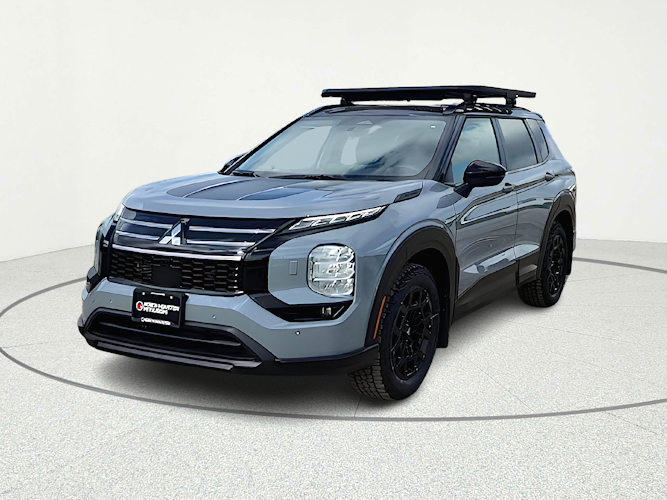 2026 Mitsubishi Outlander Trail Edition's photo