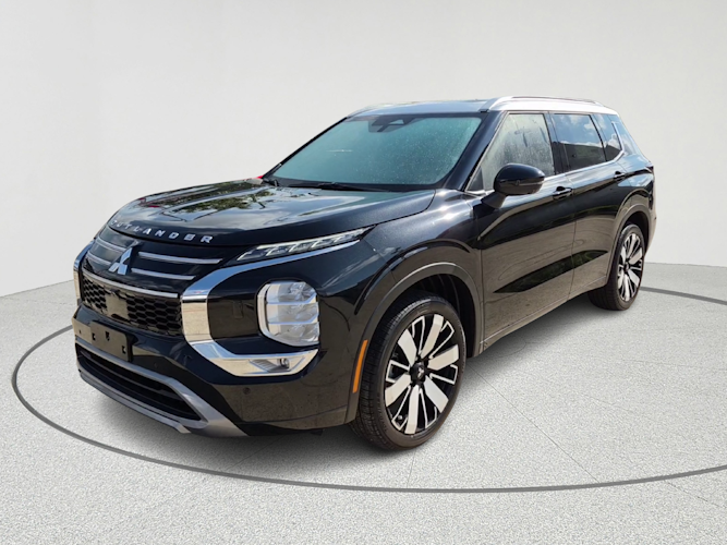 2025 Mitsubishi Outlander SEL Platinum Edition's photo