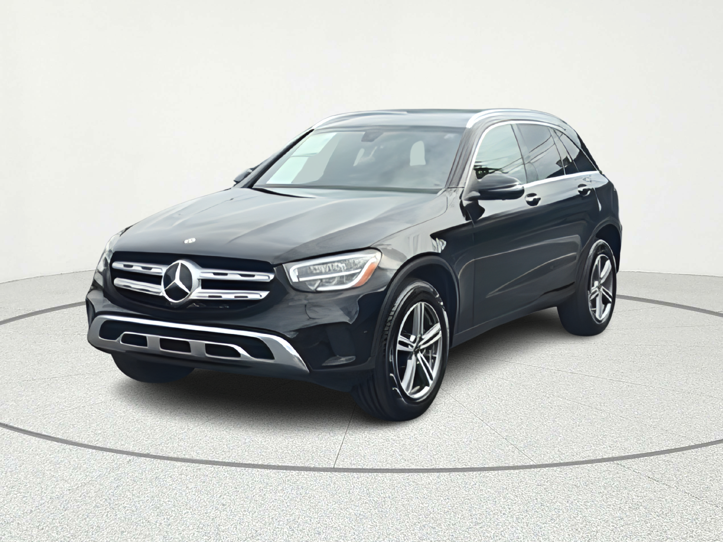 2021 Mercedes-Benz GLC GLC300's photo