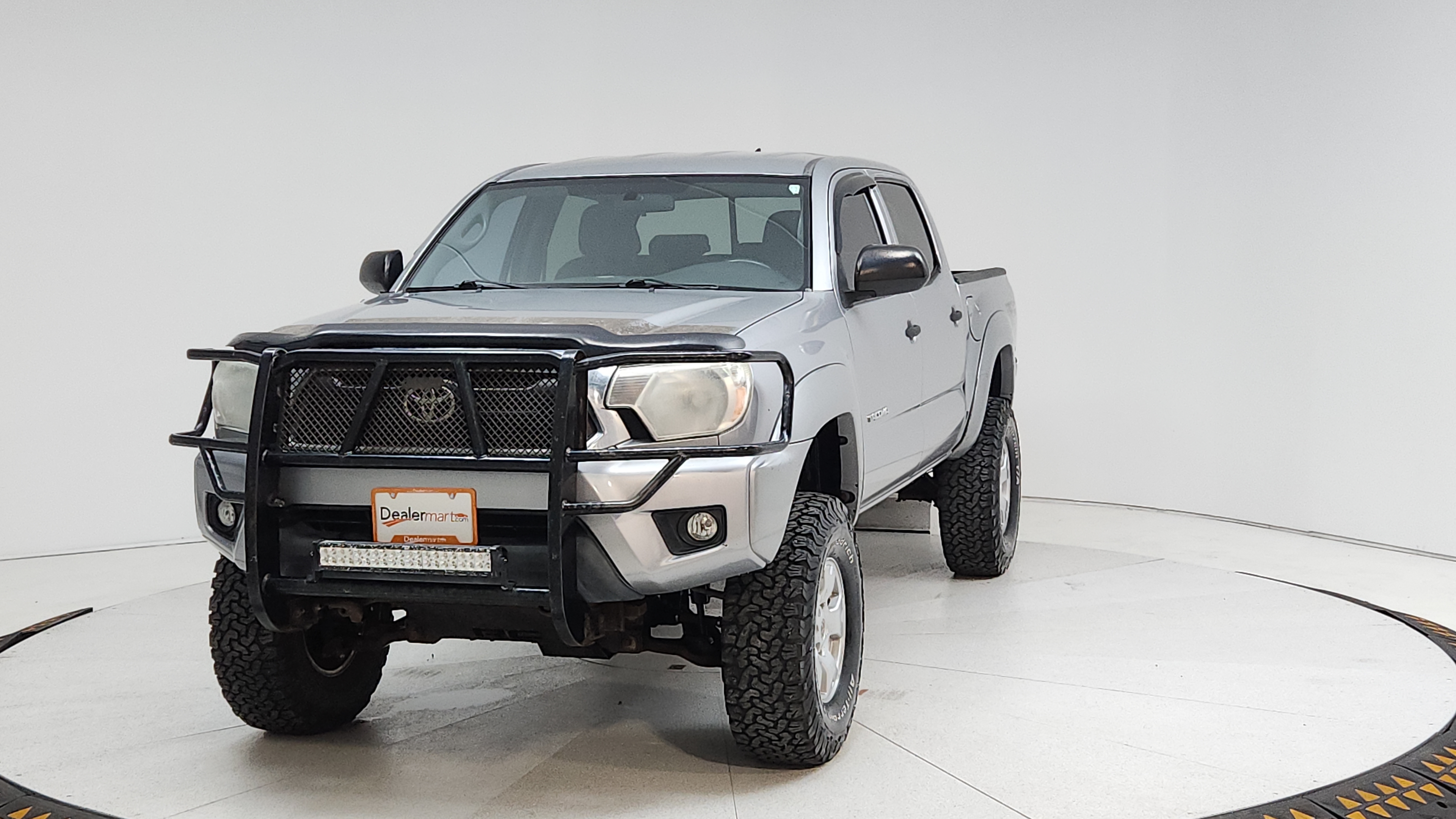 2015 Toyota Tacoma 4x4 Doublecab V6 AT's photo