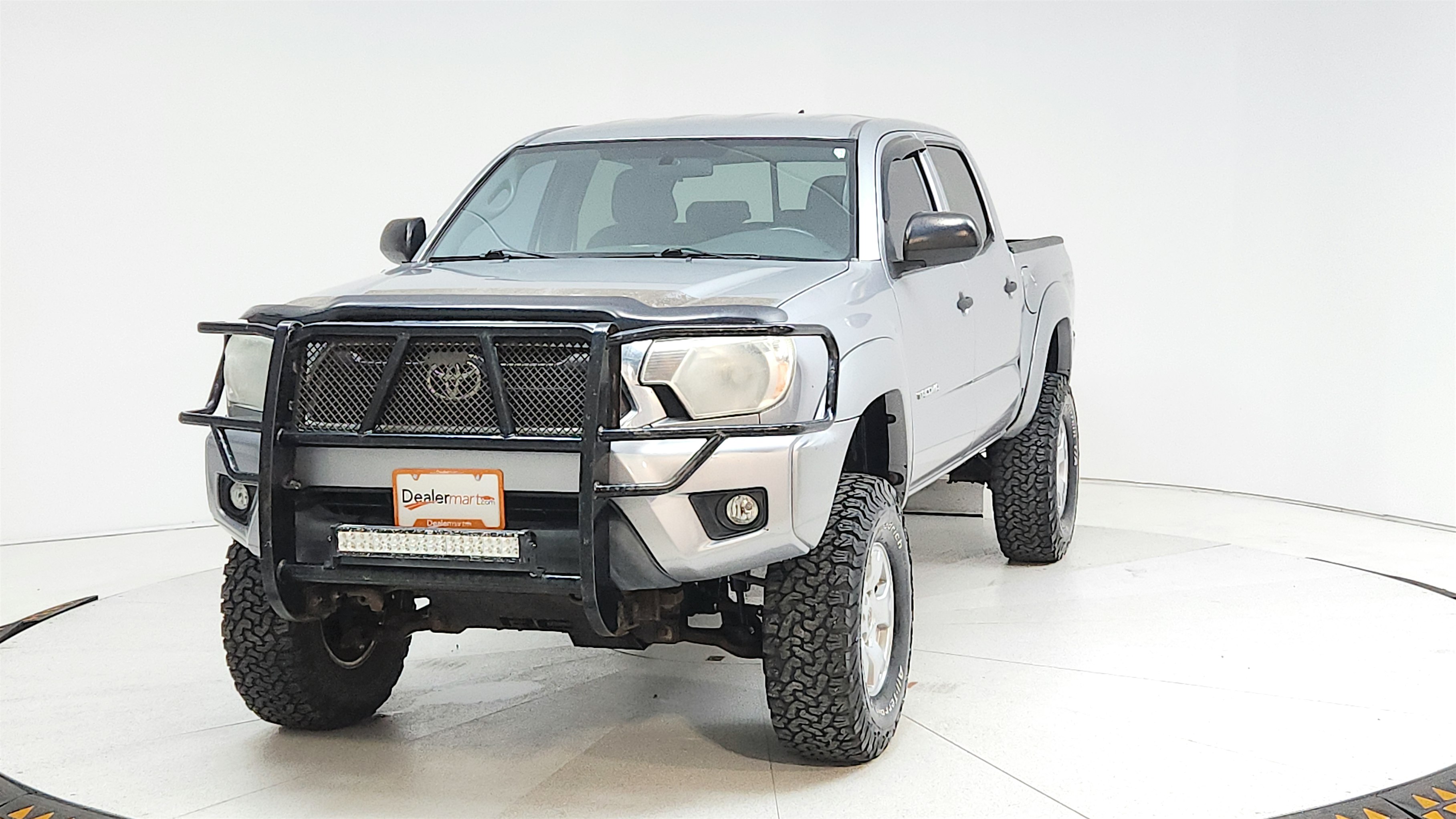 2015 Toyota Tacoma 4x4 Doublecab V6 AT's photo