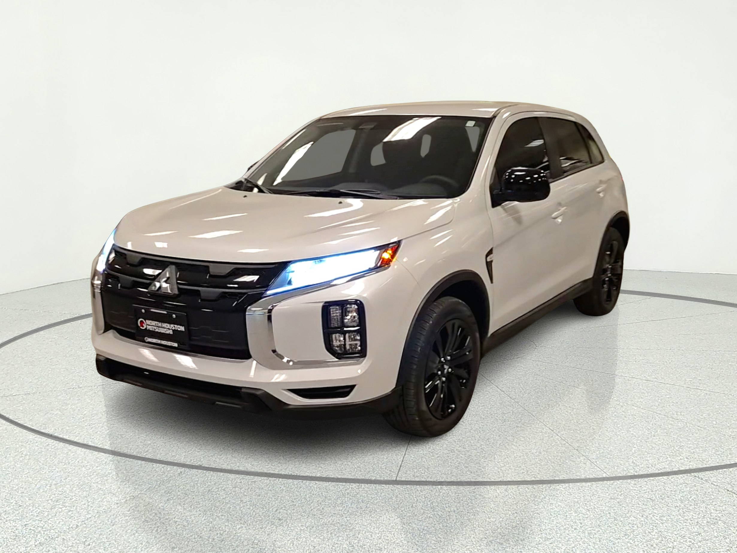 2026 Mitsubishi Outlander Sport 2.0 LE AWC CVT's photo