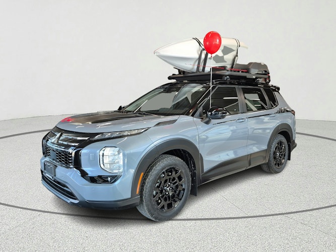 2025 Mitsubishi Outlander Trail Edition's photo