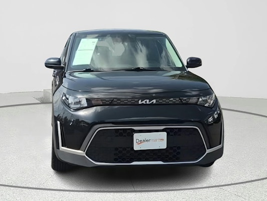 2023 Kia Soul LX S photo 2